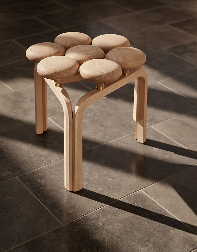 Utzon Stool by Fritz Hansen - lifestyle view 2