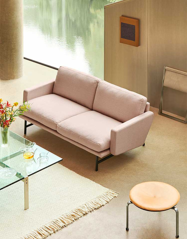 PK33™ Stool by Fritz Hansen - lifestyle view 1