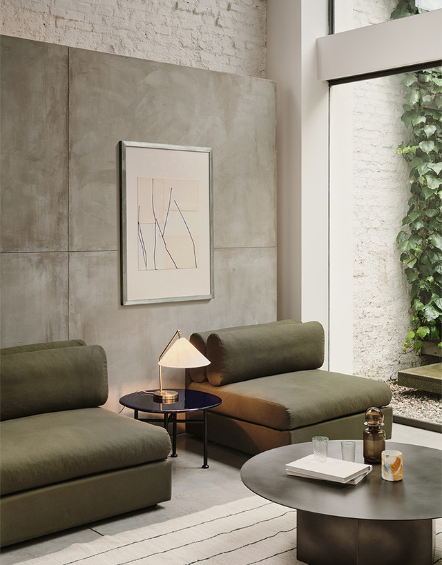Gräshoppa Fabric Shade Table Lamp by Gubi - lifestyle view 1