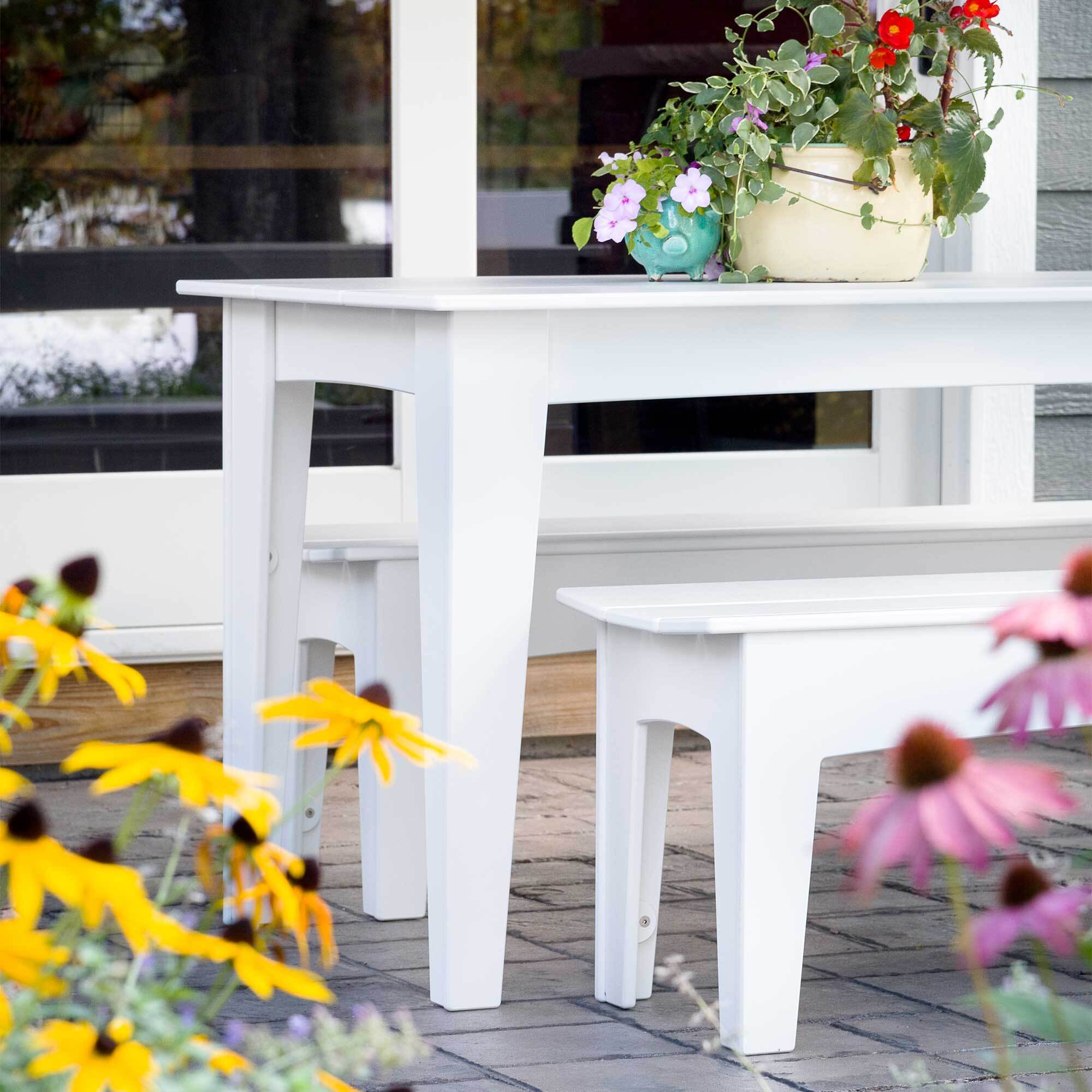 Alfresco Dining Collection