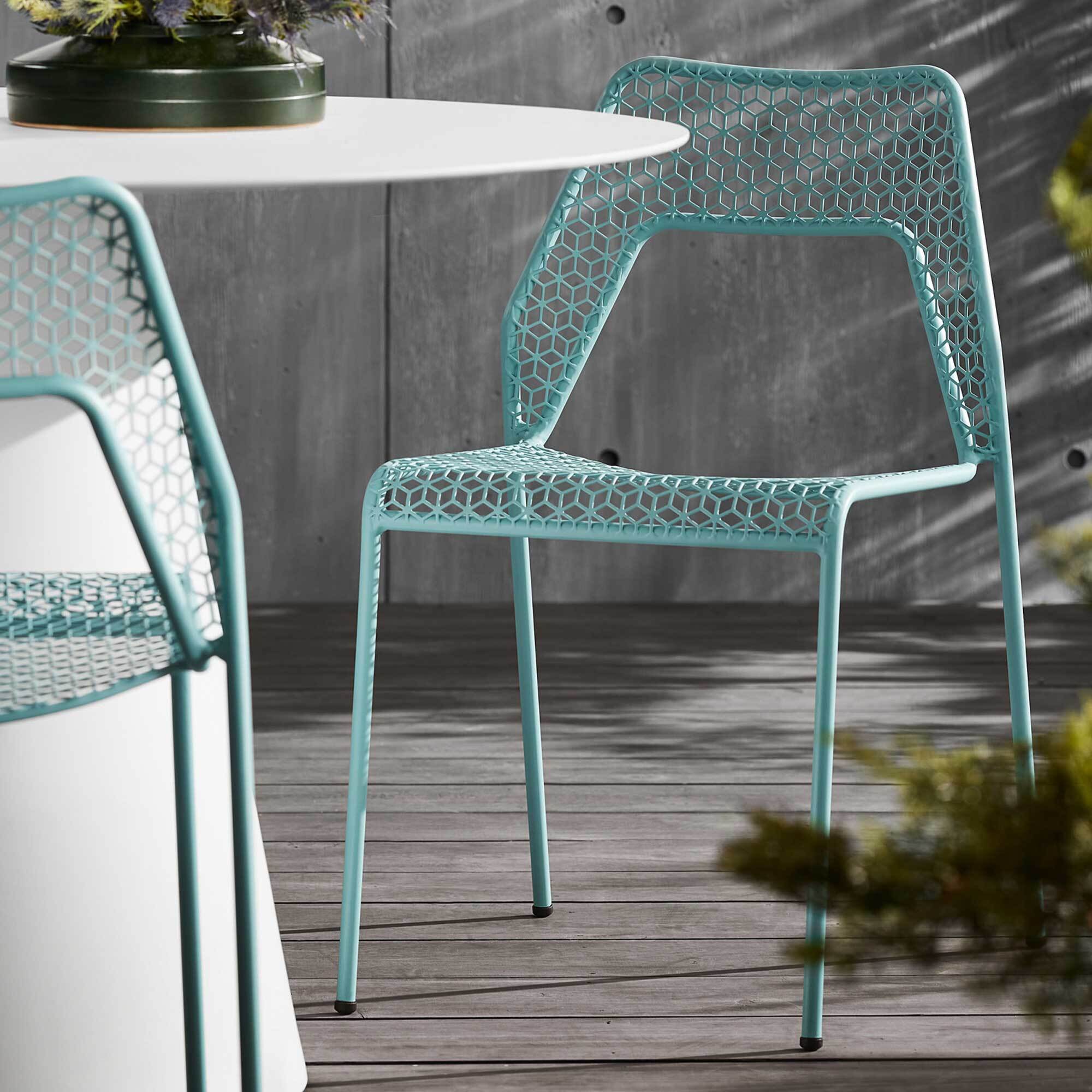 Hot Mesh Dining Collection