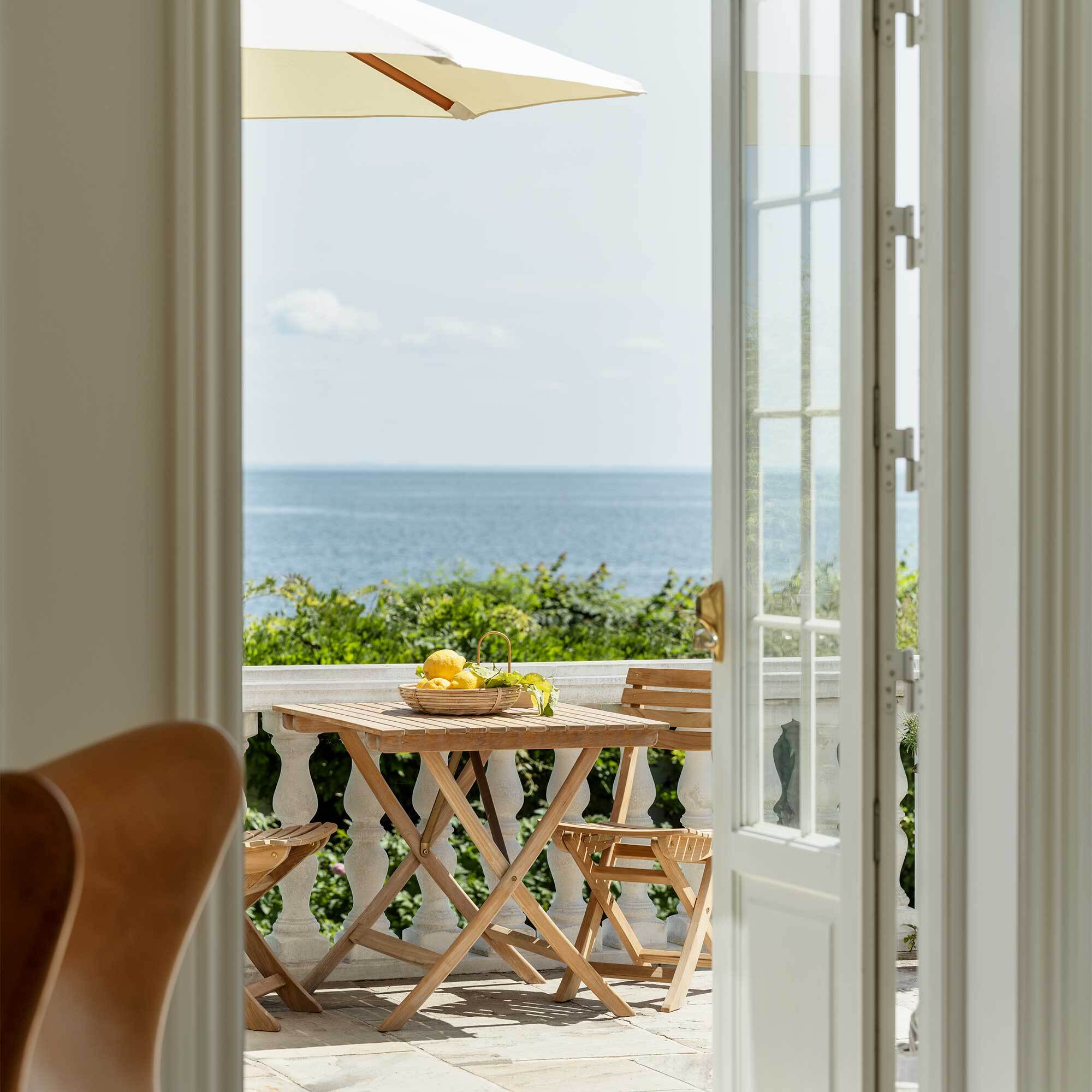 Selandia Dining Collection