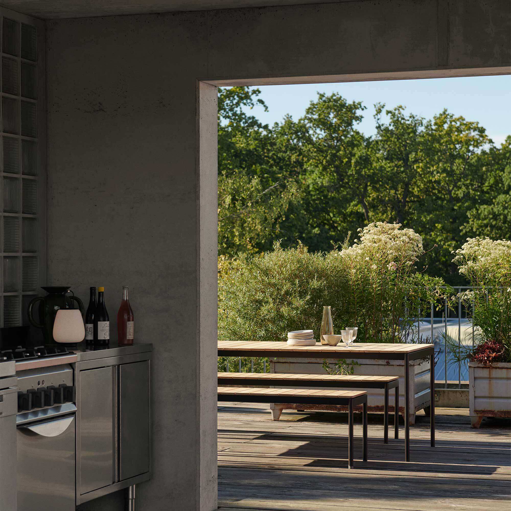 Ville Dining Collection