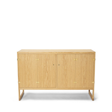 BM0057 Sideboard by Børge Mogensen - Timeless Danish Design
