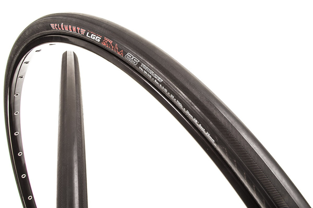 700c 25mm tires