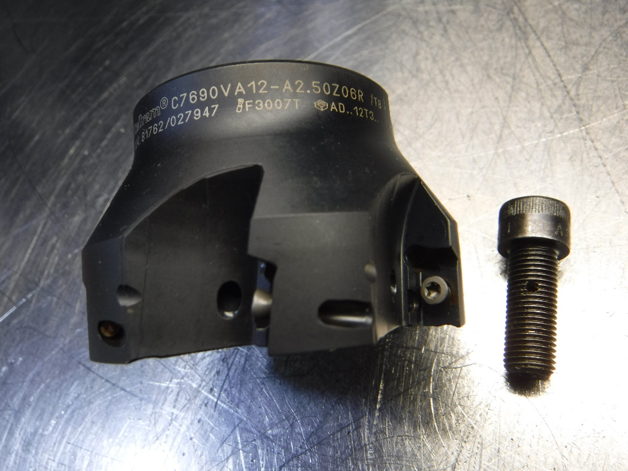 Stellram 2.5" Indexable Facemill 3/4" Arbor C7690VA12A2.50Z06R