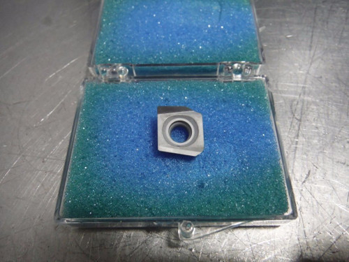 Sandvik PCD Tipped Carbide Wiper Insert QTY1 R590 1105 H RR 2 NW CD10 (LOC1443A)