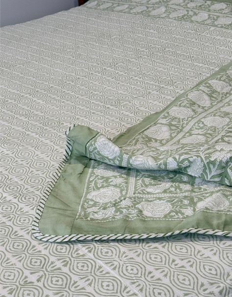 Soft Cotton Bed Sheet Block Printed Reversible / Cooling / Green King /Queen