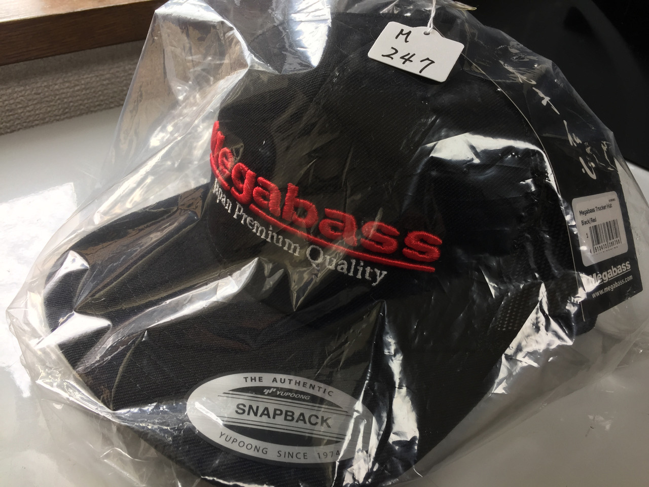 Megabass TRUCKER HAT Black/Red NEW