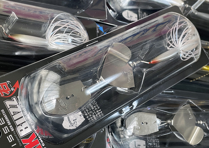 ISSEI AK BUZZ/NEUODAMA BLACK, Ryugi FOOTBALL HEAD G2 Tungsten, Gamakatsu HYDROLL HOOK, VARIVAS MAJI (Serious) WACKY HOOK/RING OFFSET (Medium Heavy Wire and High Power Carbon)/INCH HOOK added!