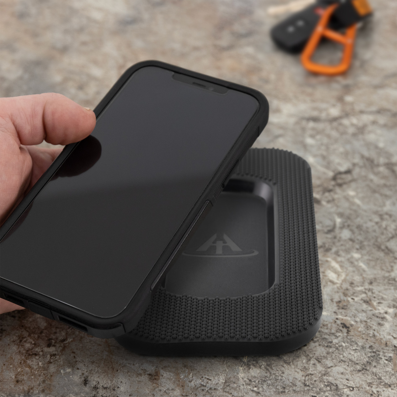 RV 12V Wireless Phone Charger Water Resistant Fast Charging RV 12V Wireless Phone Charger Water Resistant Fast Charging