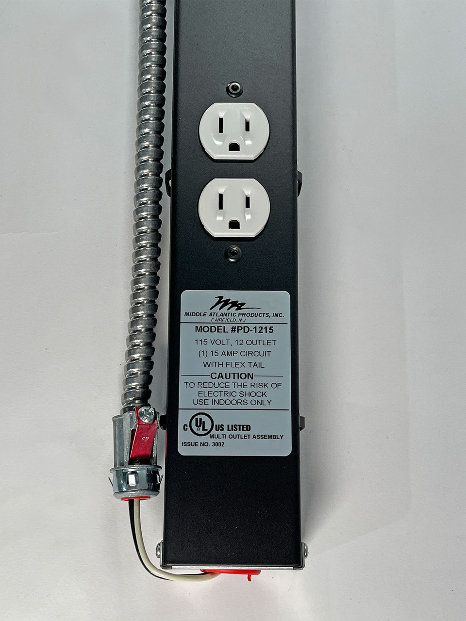 Middle Atlantic PD-1215 15A 12-Outlet Hard-wired Strip with Flex