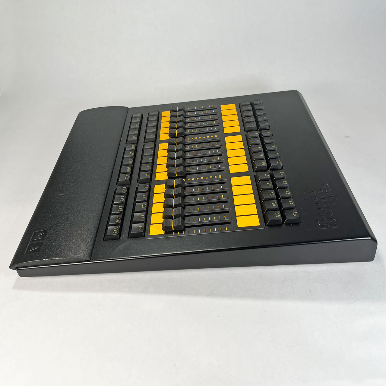 都*様 DMX Grand Ma2 コンソール (MA2 フェーダー ウィング) 都*様 DMX Grand Ma2 コンソール (MA2 フェーダー ウィング) 都*様 DMX