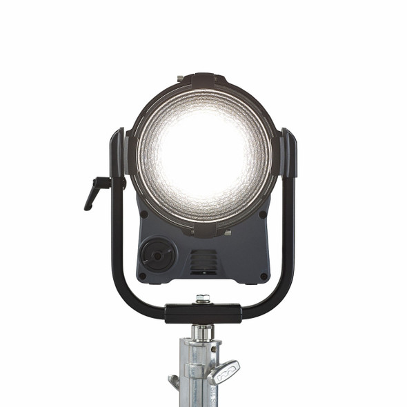 fos/4 by ETC – studio lighting for camera