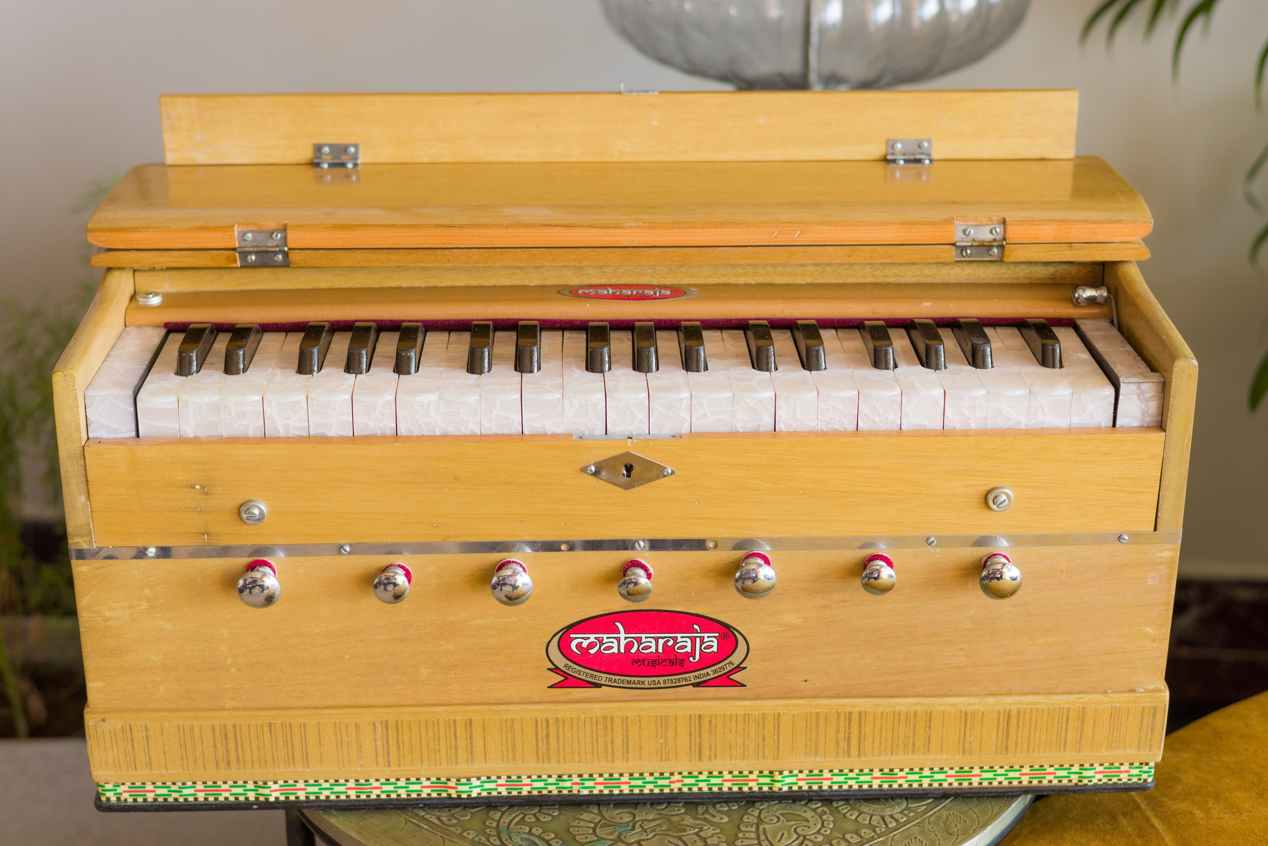 buying harmonium online, welltuned, A440, 7 Stop, standard, 3¼ Octaves