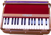 MAHARAJA MUSICALS Harmonium No. 667 - Hari Naam  Folding, Portable In-Flight Edition, Natural Color,  A440, 32 Keys, Multi-fold Bellow, Well-tuned