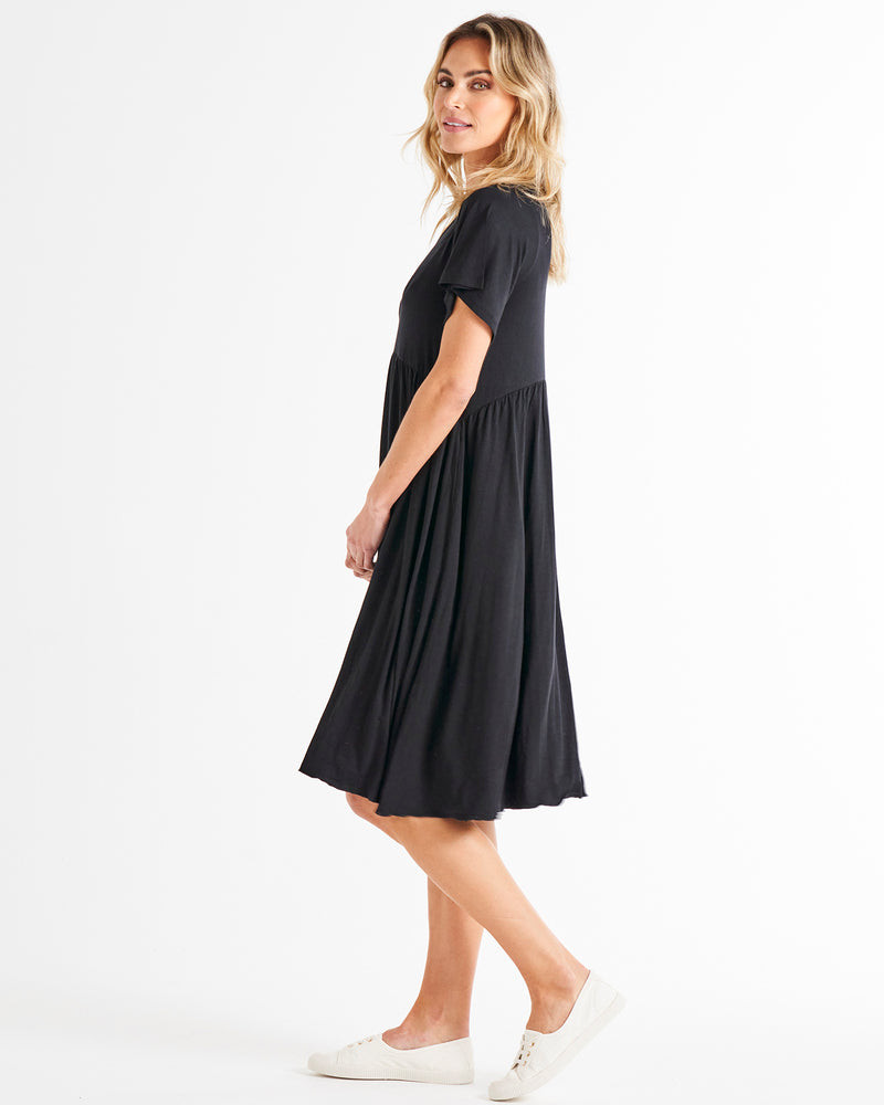 Women's Dress | Donna Dress | BETTY BASICS