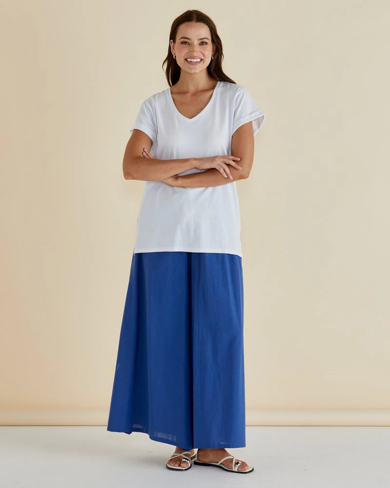 Women's Top | Ayla Tee | BETTY BASICS