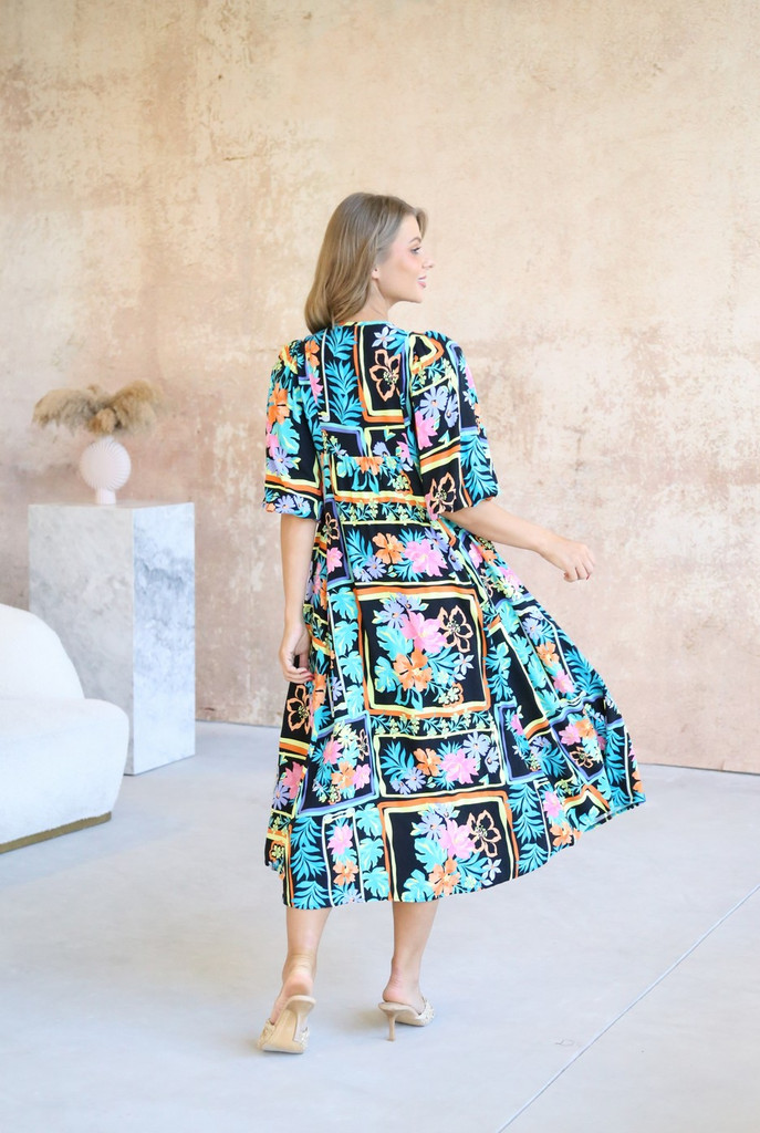 S0925-381 in Tropical by Salty Bright * 