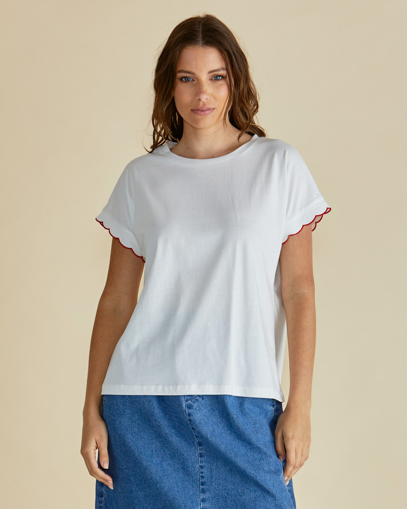 Women's Top | Sloane Scallop Tee | BETTY BASICS