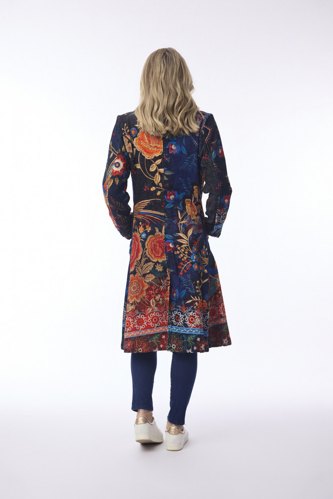 Women's Coat | Digital Long Coat | ORIENTIQUE
