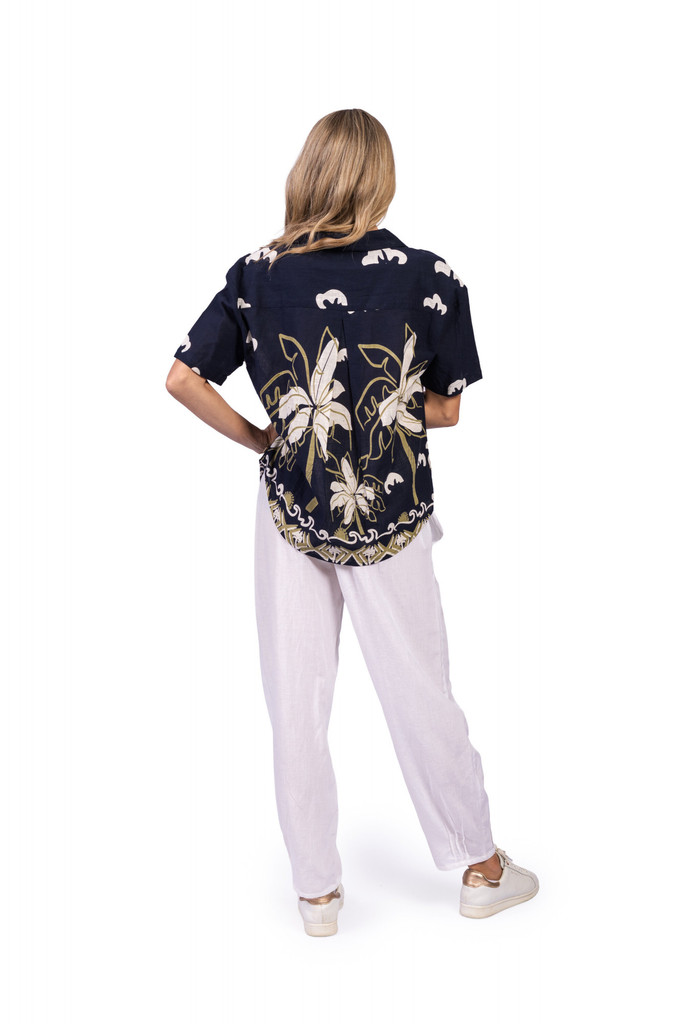 Women's Top | Margot Collared Short Sleeve Top| ONE SUMMER