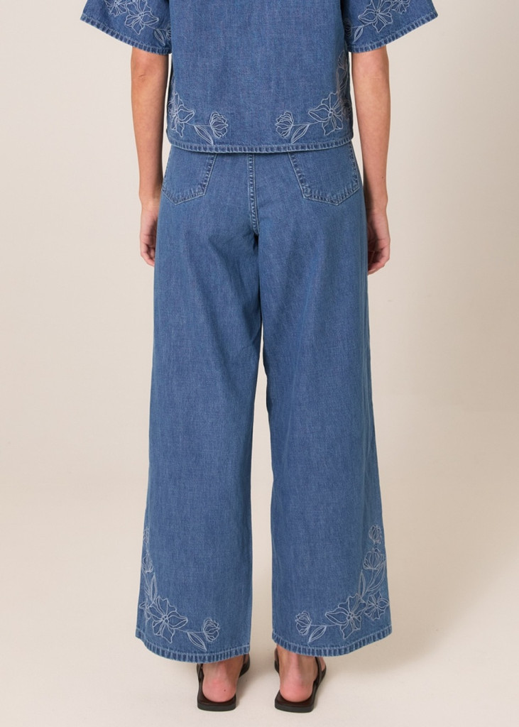 Women's Pants | Sloane Embroidered Denim Jean  | Fate + Becker