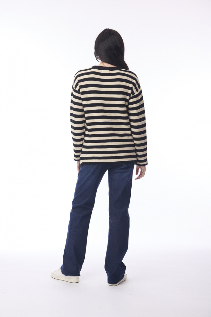 Women's Top | R-neck Stripe Knit Top | ORIENTIQUE