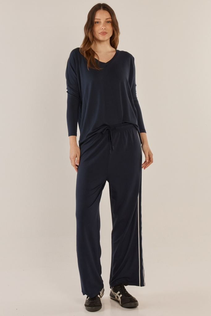 Women's Pant | Evelyn Wide Leg Jogger  | BETTY BASICS