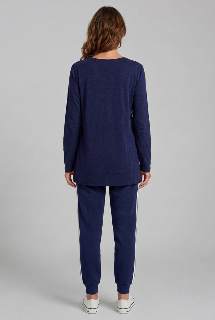 Women's Tops | Genoa V Neck Long Sleeve Tee  | ALIBI