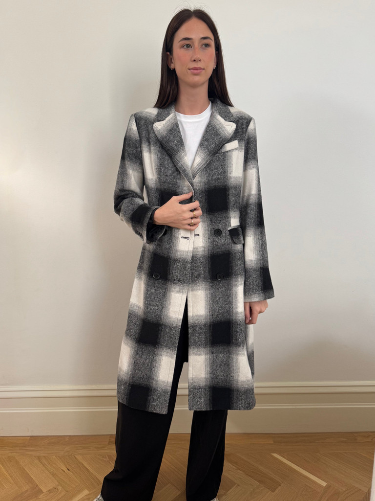 Women's Coats | Checkers Trench Coat | CINNAMON CREATIONS