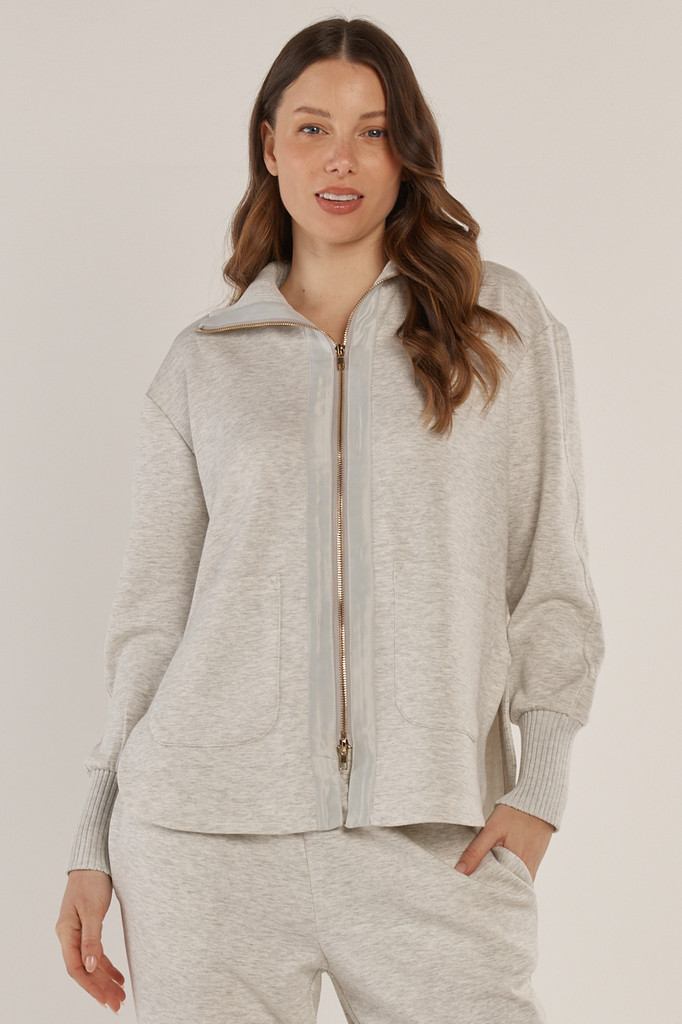 Women's Sweater | Sabina Sweatshirt | BETTY BASICS