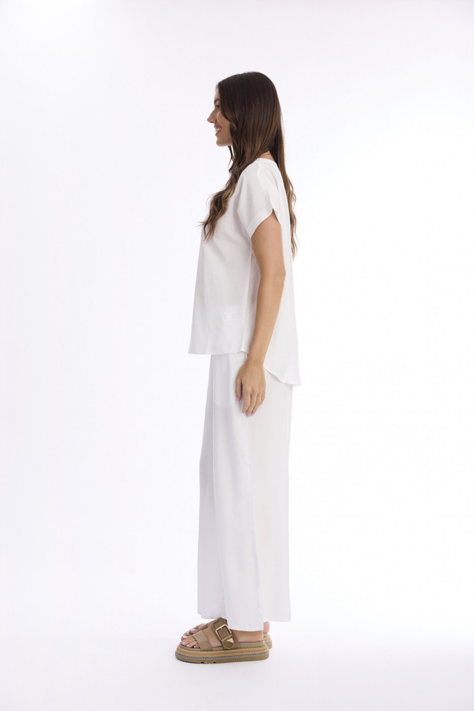 Women's Top | Lux V Neckline Short Sleeve Top | ESCAPE 