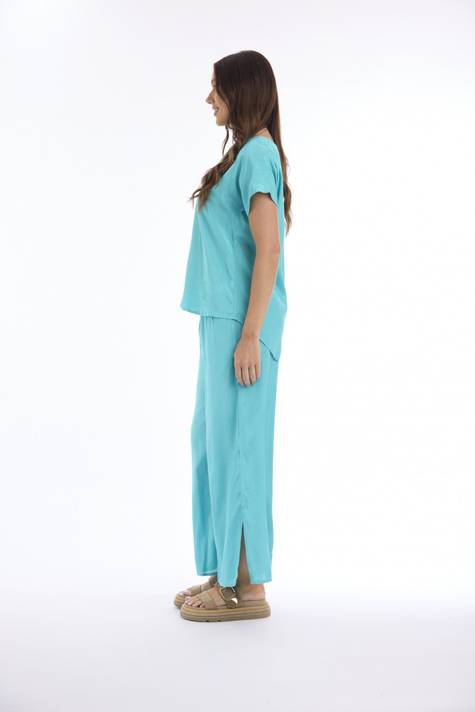 Women's Top | Lux V Neckline Short Sleeve Top | ESCAPE 