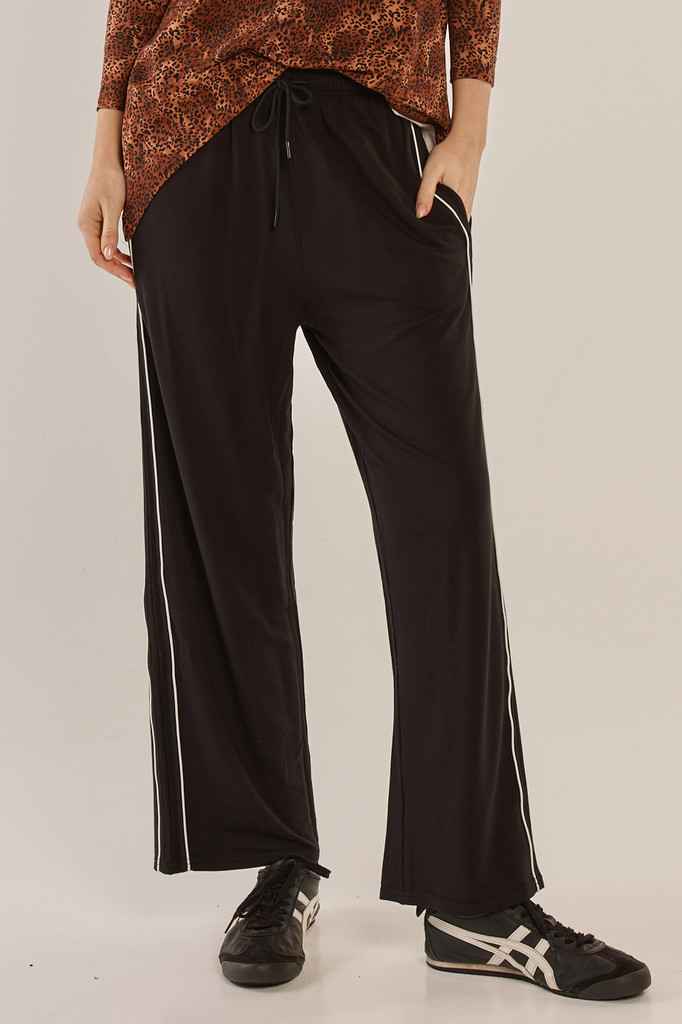 Women's Pant | Evelyn Wide Leg Jogger  | BETTY BASICS