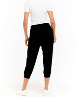 Women's Pant | Tokyo Pant in Black | BETTY BASICS
