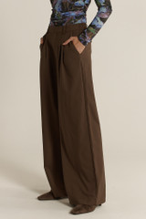 Women's Pant | Roan Pleat Front Pant | FATE+BECKER
