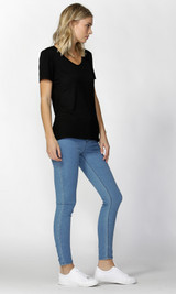Women's Tops | Manhattan V-Neck Tee | BETTY BASICS