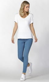 Women's Tops | Manhattan V-Neck Tee | BETTY BASICS