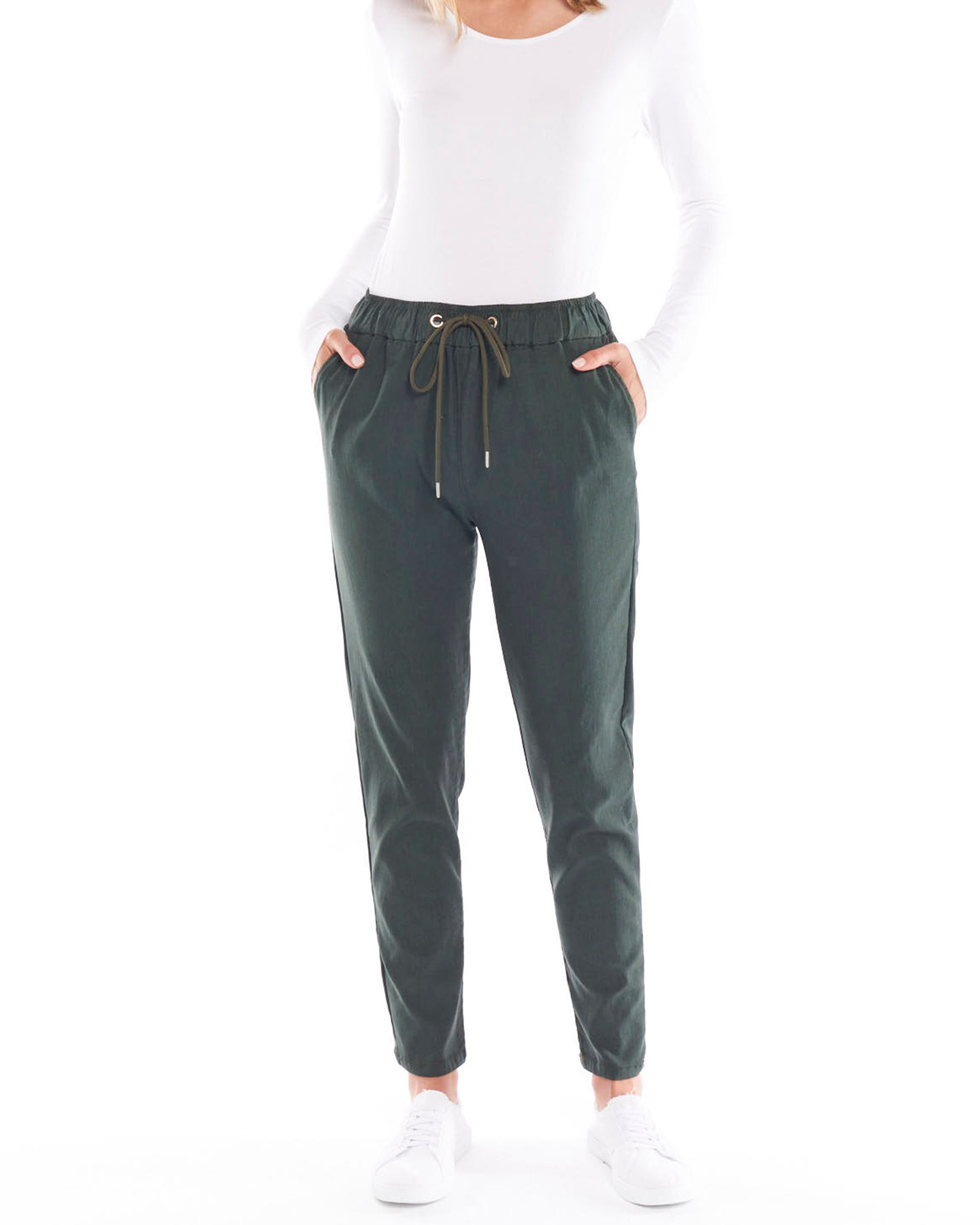 Mariah Jogger In Forest | BETTY BASICS 