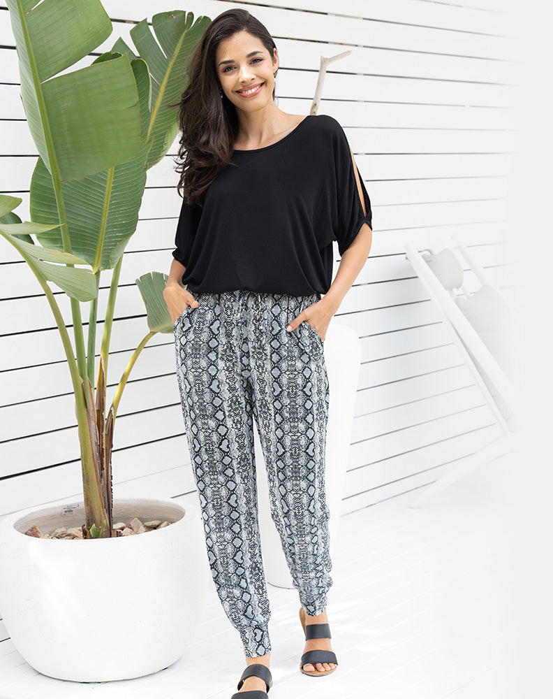 Animal Jogger Pant In Snake | Freez 