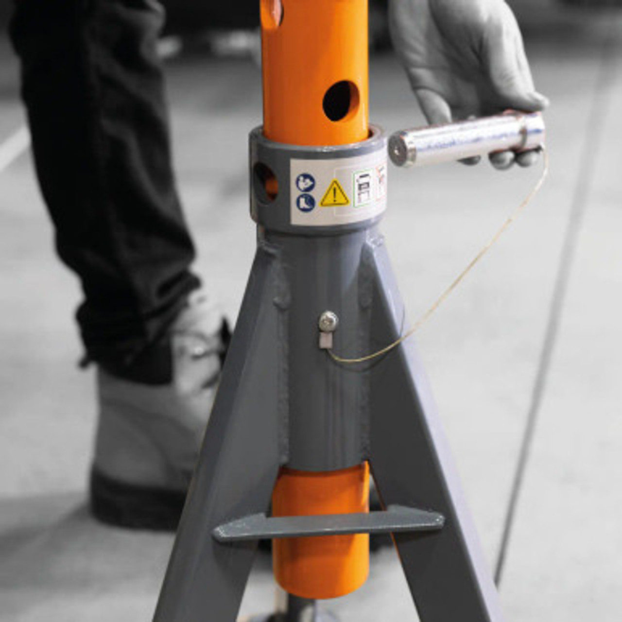 13.2 Ton Professional Jack Stands 13.2 Ton Professional Jack Stands