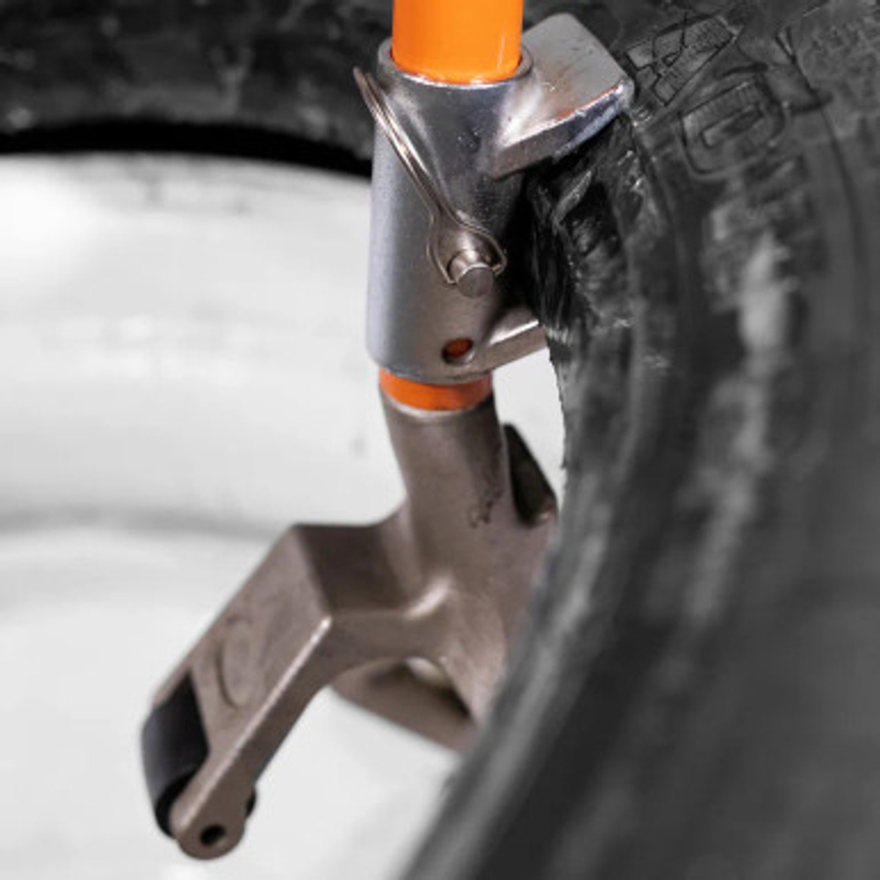 Super Single Tire Demounting Tool