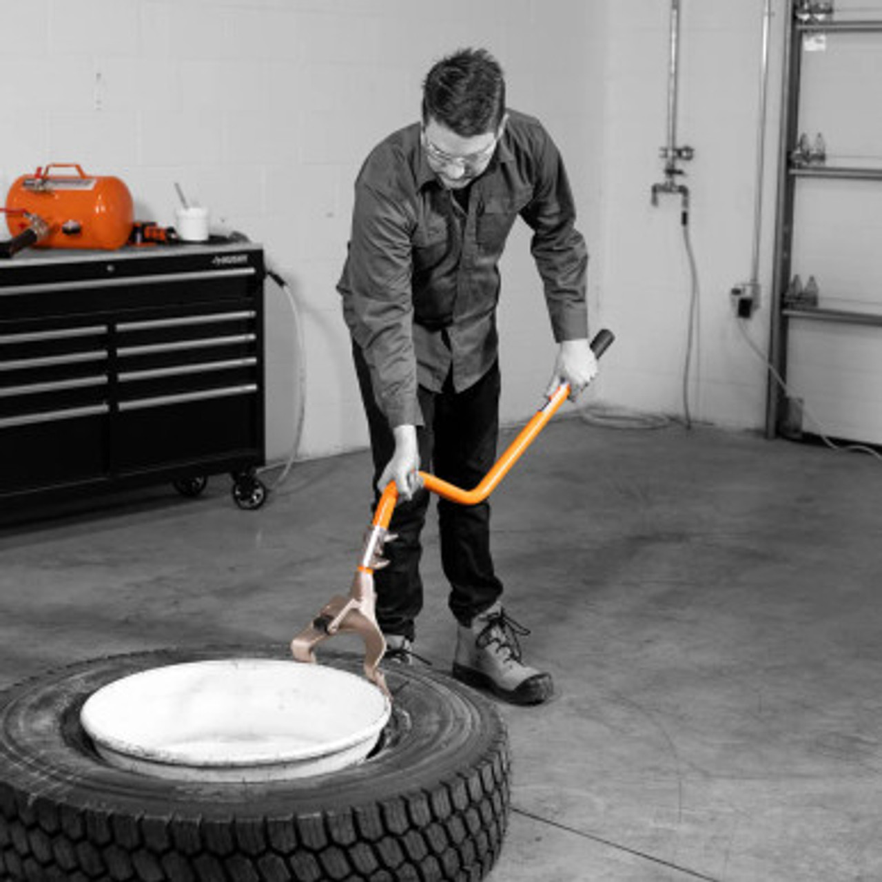 Super Single Tire Demounting Tool