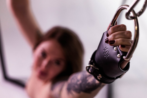 S(A)X Leather Suspension Cuff S(A)X Leather Suspension Cuff