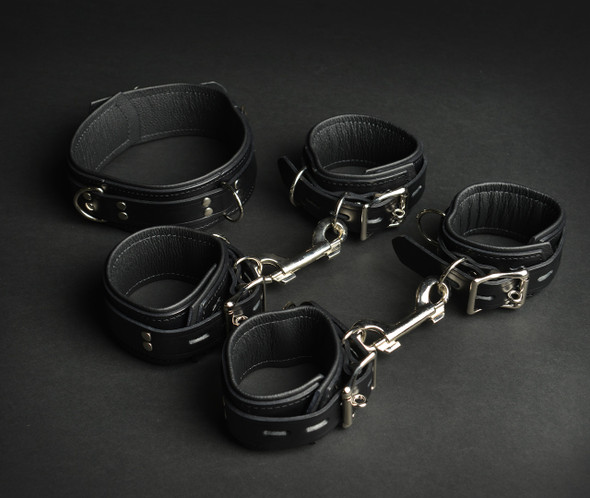 Deluxe Lockable Restraints Kit