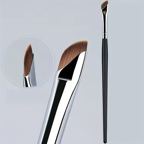 Sickle Eyeliner Brush – Knife Edge Design