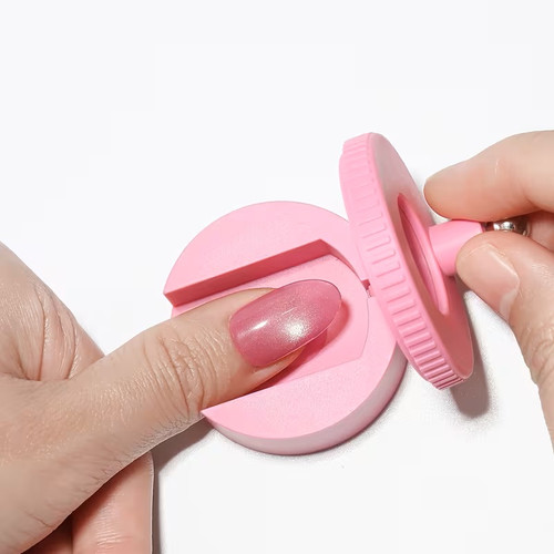 Rotating Cat Eye Magnet