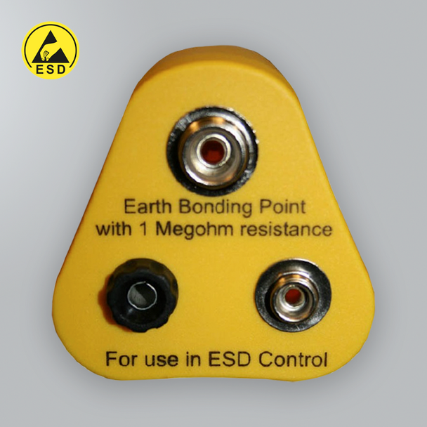 Earth Bonding Plug 1 X 10mm Stud 1 X 7mm Stud 1 X Banana Socket ESD