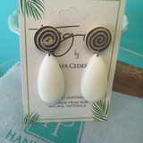 Alondra Ivory Teardrop Earrings - Ivory
